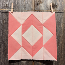 Load image into Gallery viewer, Friendship's Chain FPP Quilt Block (1/4" seam)