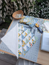 Load image into Gallery viewer, Joan Quilt FPP Pattern Throw Size